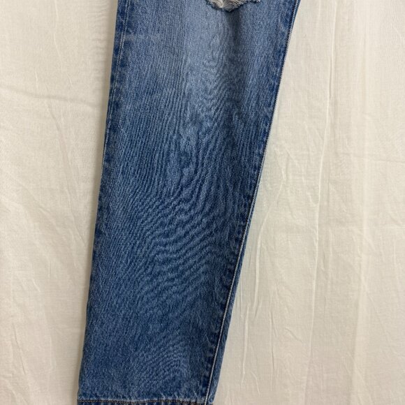 Levi Strauss 501 Women's Mid Rise Relaxed Fit Straight Leg Jeans – Size W27 L32 - Picture 15 of 15